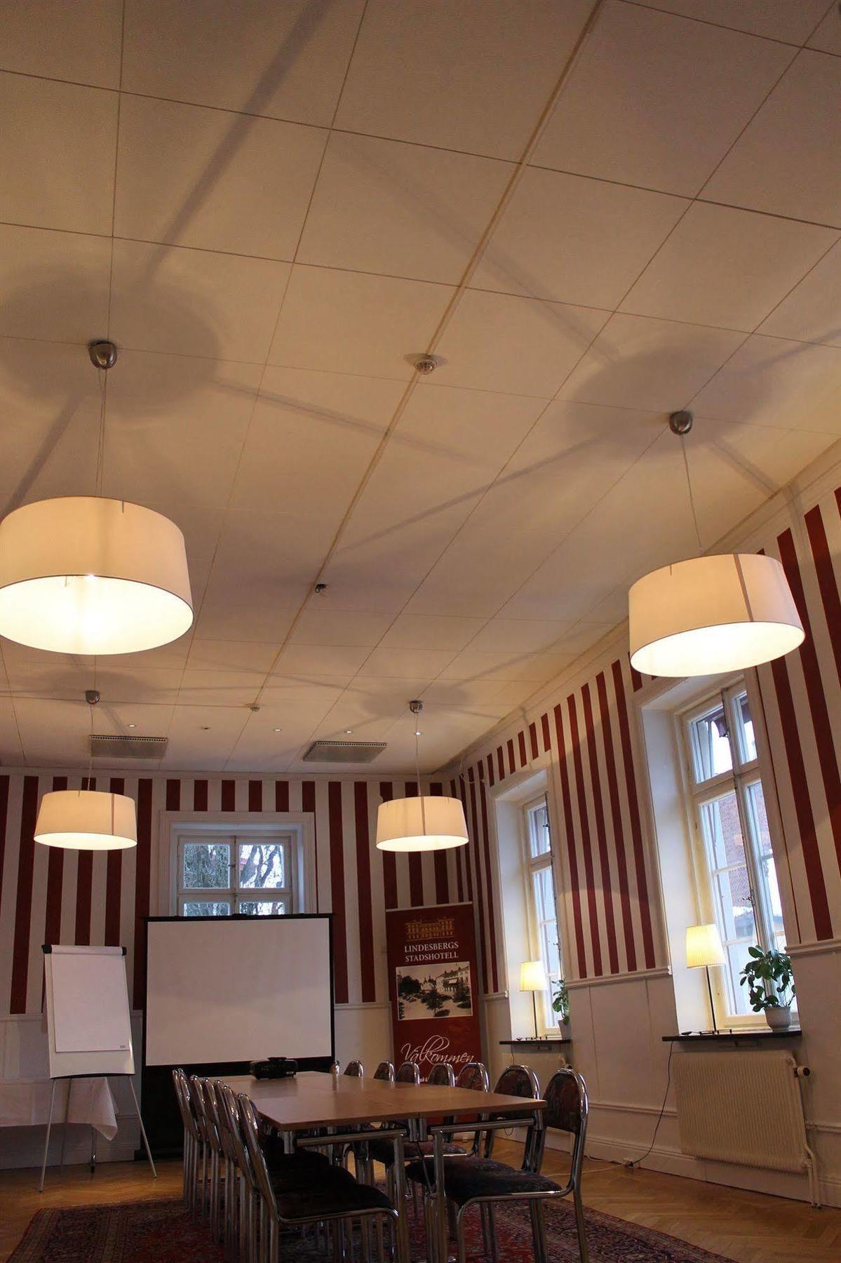 Lindesbergs Stadshotell ภายนอก รูปภาพ